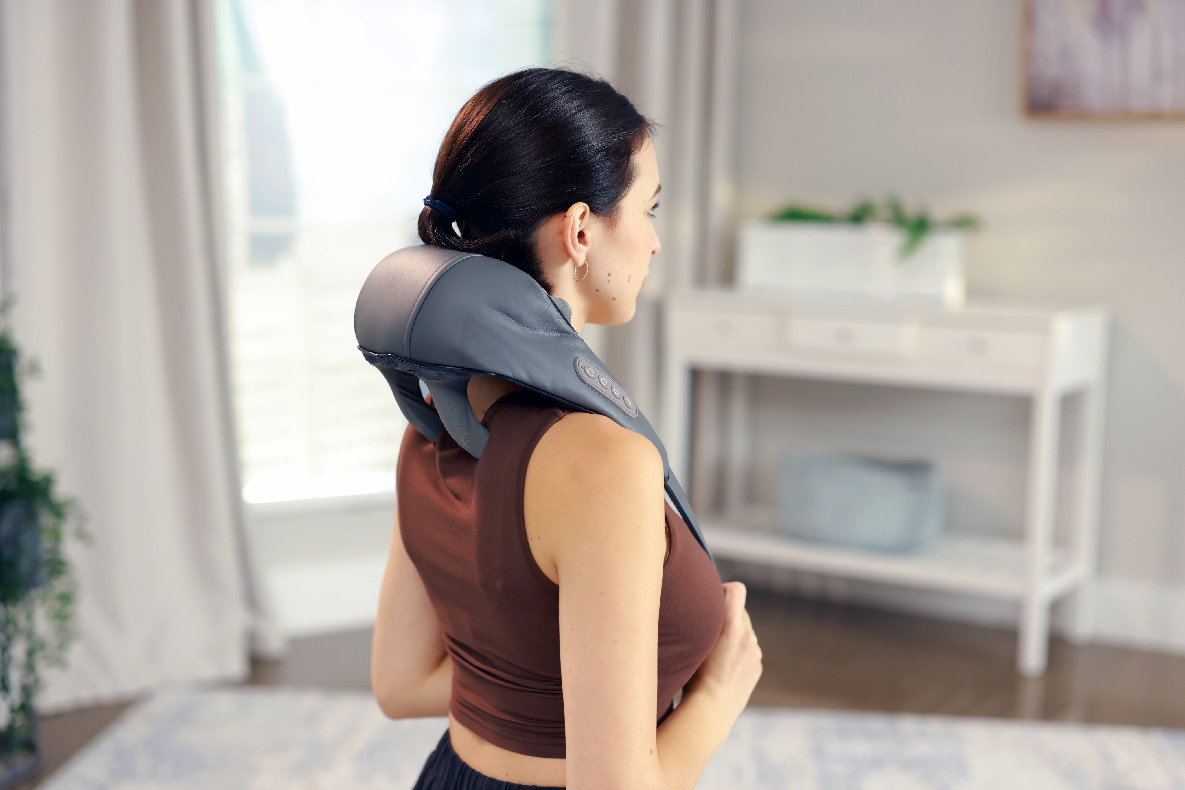 Hand Motion Pro - Neck & Shoulder Massager with Heat